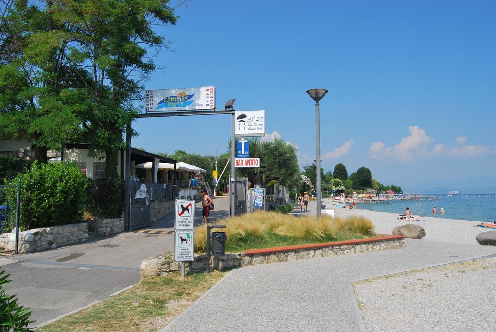 Отель Camping Porto Srl Moniga del Garda Экстерьер фото